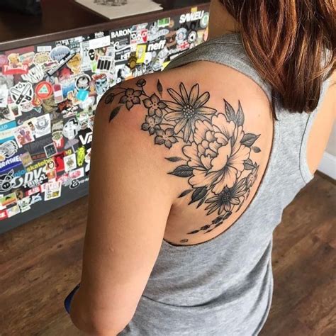 tattoos for shoulder blade|back shoulder tattoos for females.